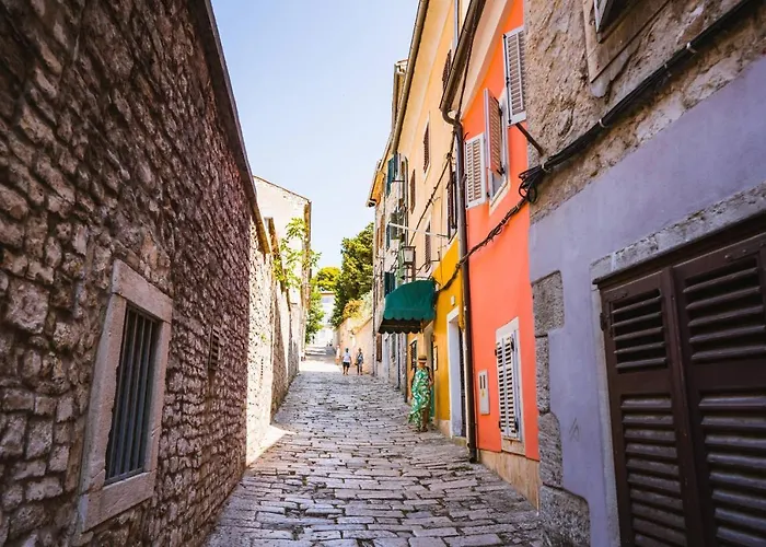 بيت للعطل Charming House Noelene *