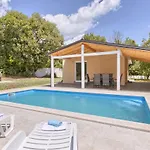 Charming House Noelene Сasa de vacaciones