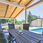 Сasa de vacaciones Charming House Noelene