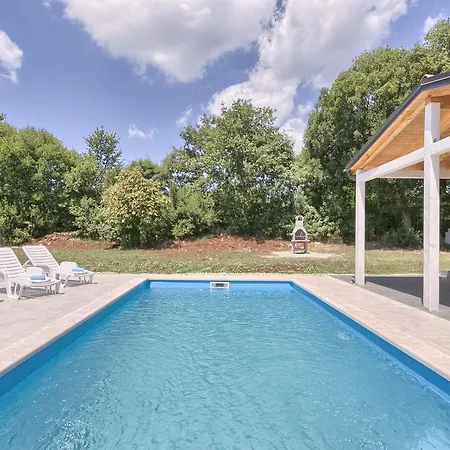 Charming House Noelene Holiday home Valtura